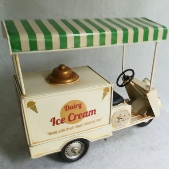 Blikken nostalgische ijskar Dairy Ice Cream MadDeco 28 cm